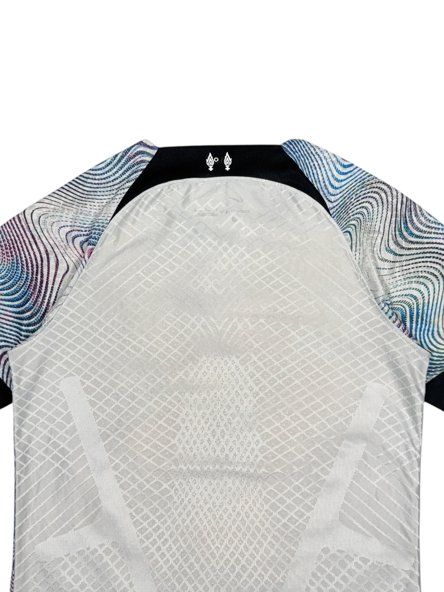 Nike 2022-2023 Liverpool FC Away Jersey - L