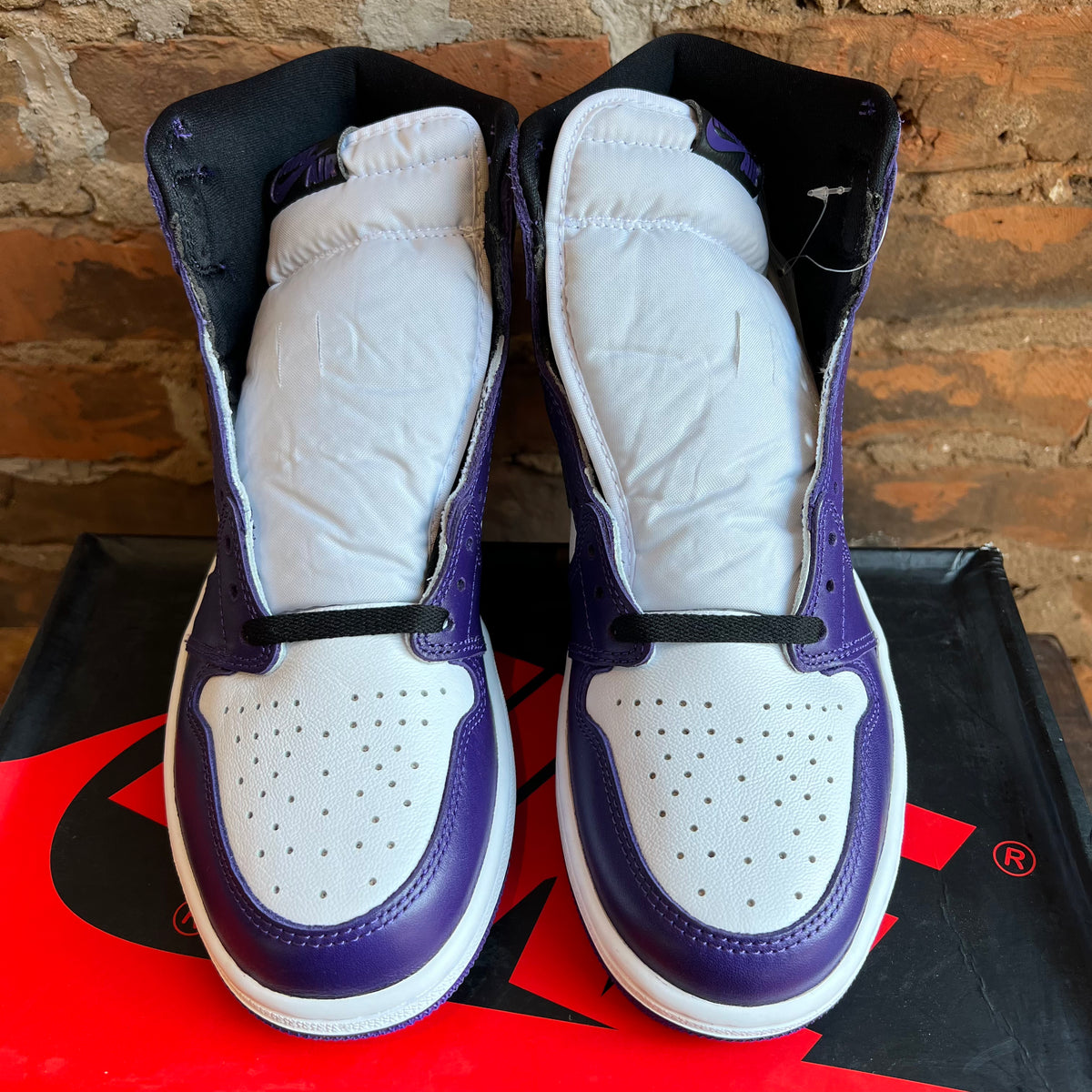 Air Jordan 1 Retro High Court Purple White OMNES