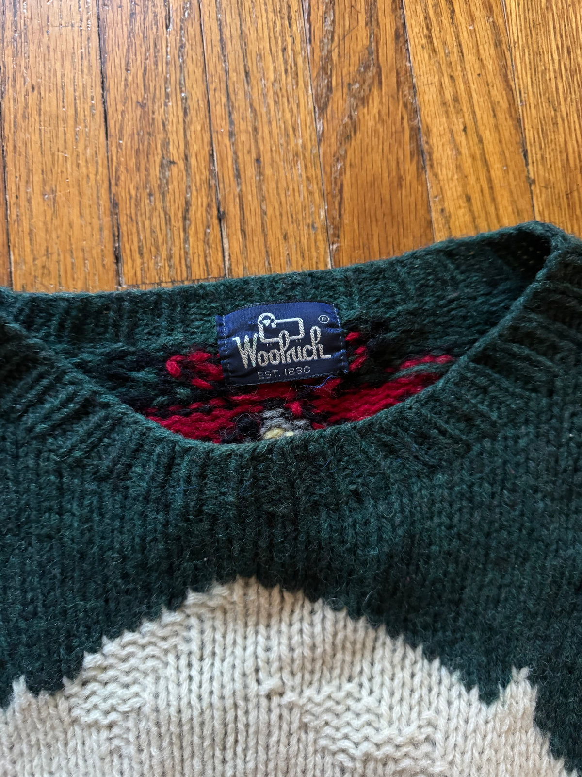 Vintage Woolrich Canoe Aztec Knit Sweater Size Large