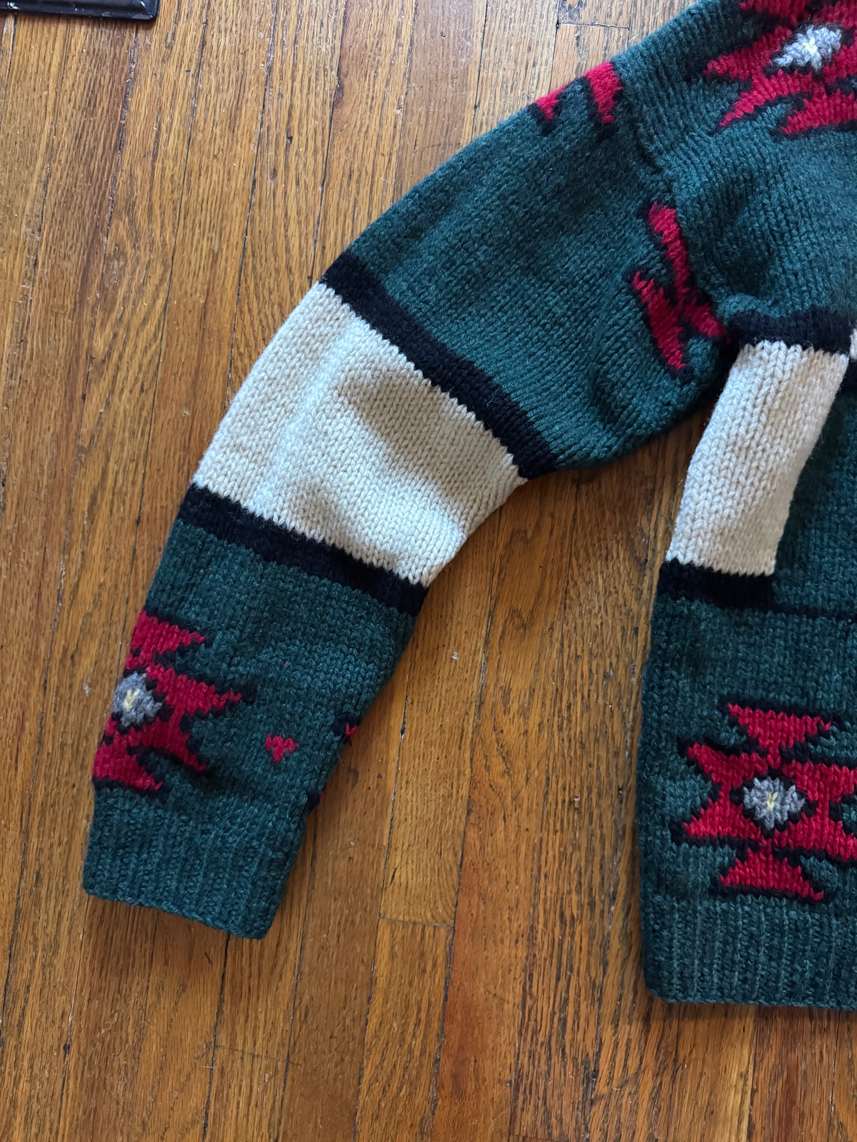 Vintage Woolrich Canoe Aztec Knit Sweater Size Large