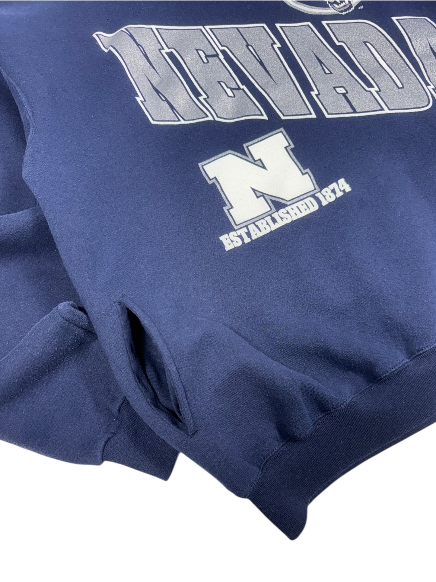 1990s Nevada Wolf Pack Hoodie - L/XL
