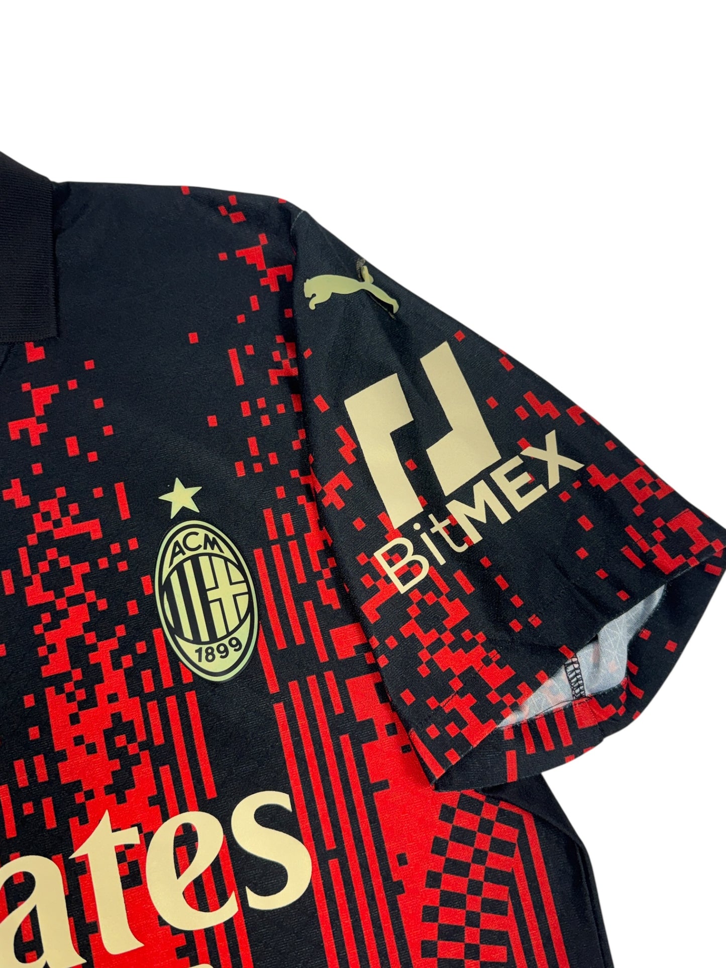 AC Milan 2022-2023 Jersey - L