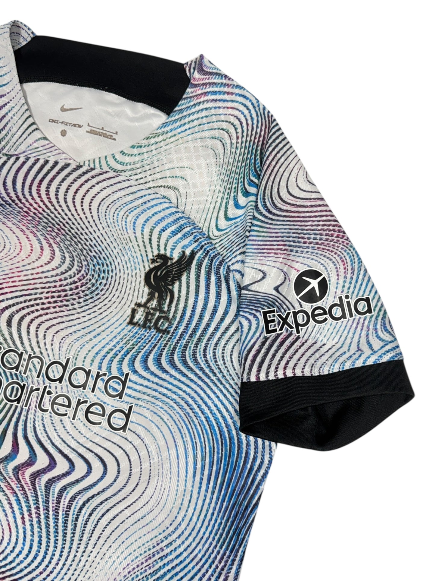 Nike 2022-2023 Liverpool FC Away Jersey - L
