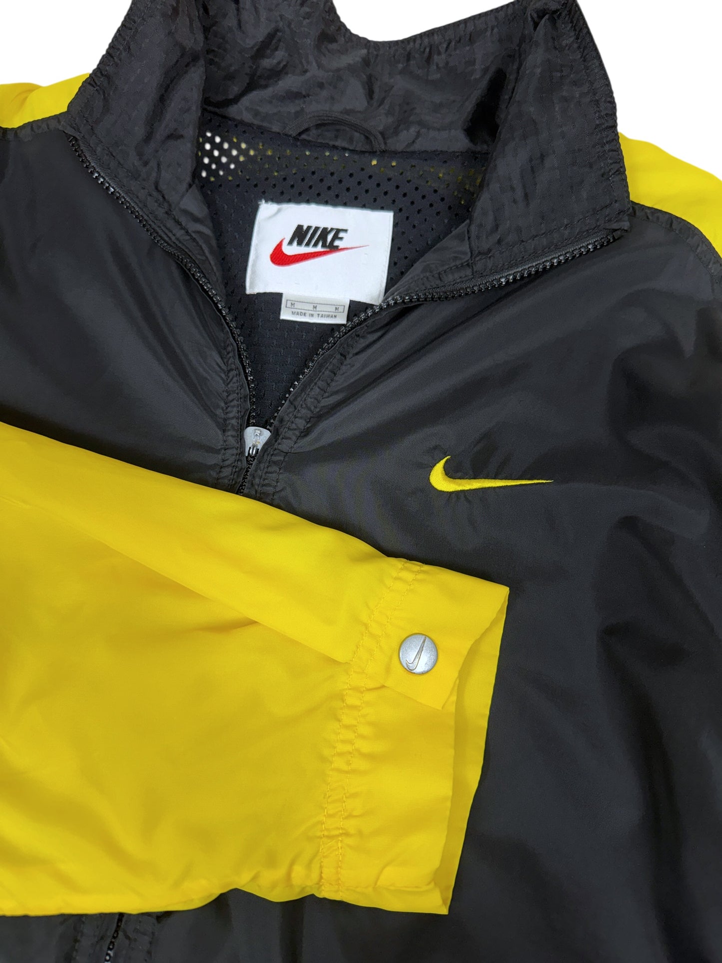 Vintage 90s Nike Black & Yellow Windbreaker - M